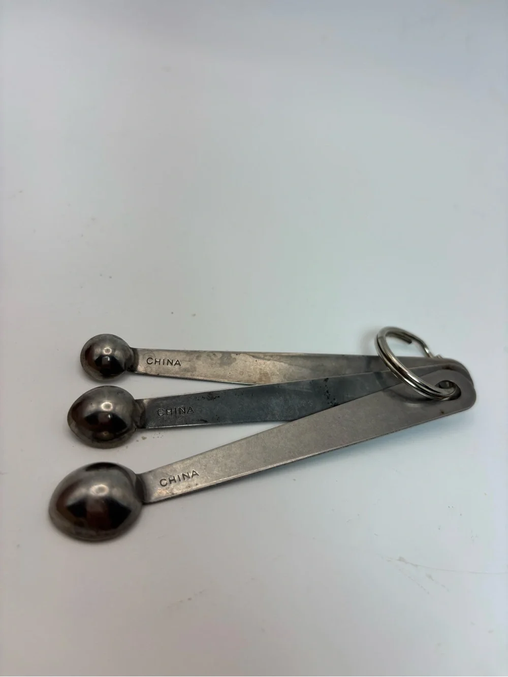 Set of 3 Novelty Dash Pinch Smidgen Measuring Spoons on Ring